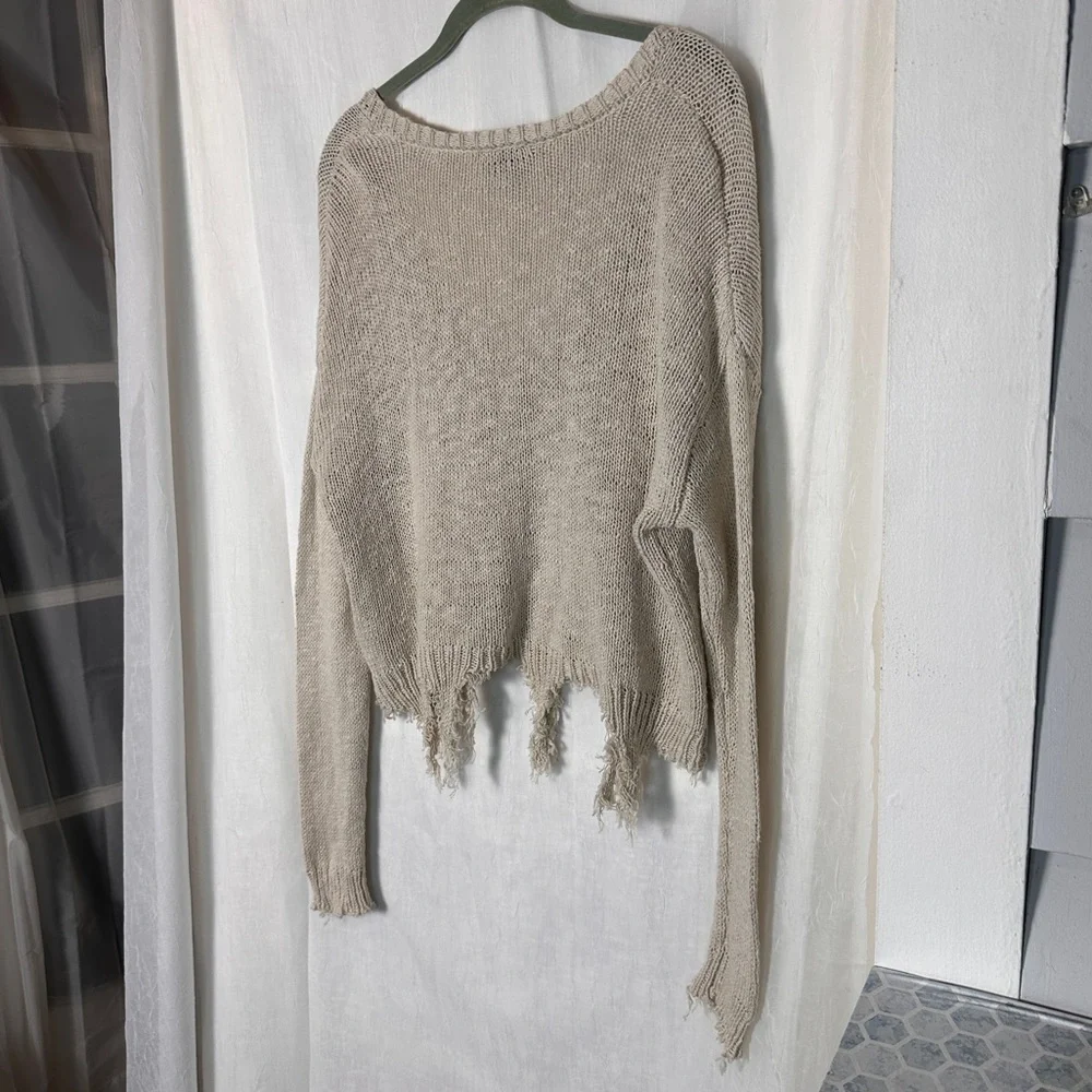 3/$20 💥‎ Blank Paige Oversized Relaxed Fit Sweater Distressed Cream Frayed Knit